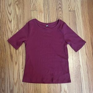 NWOT Uniqlo ribbed shirt